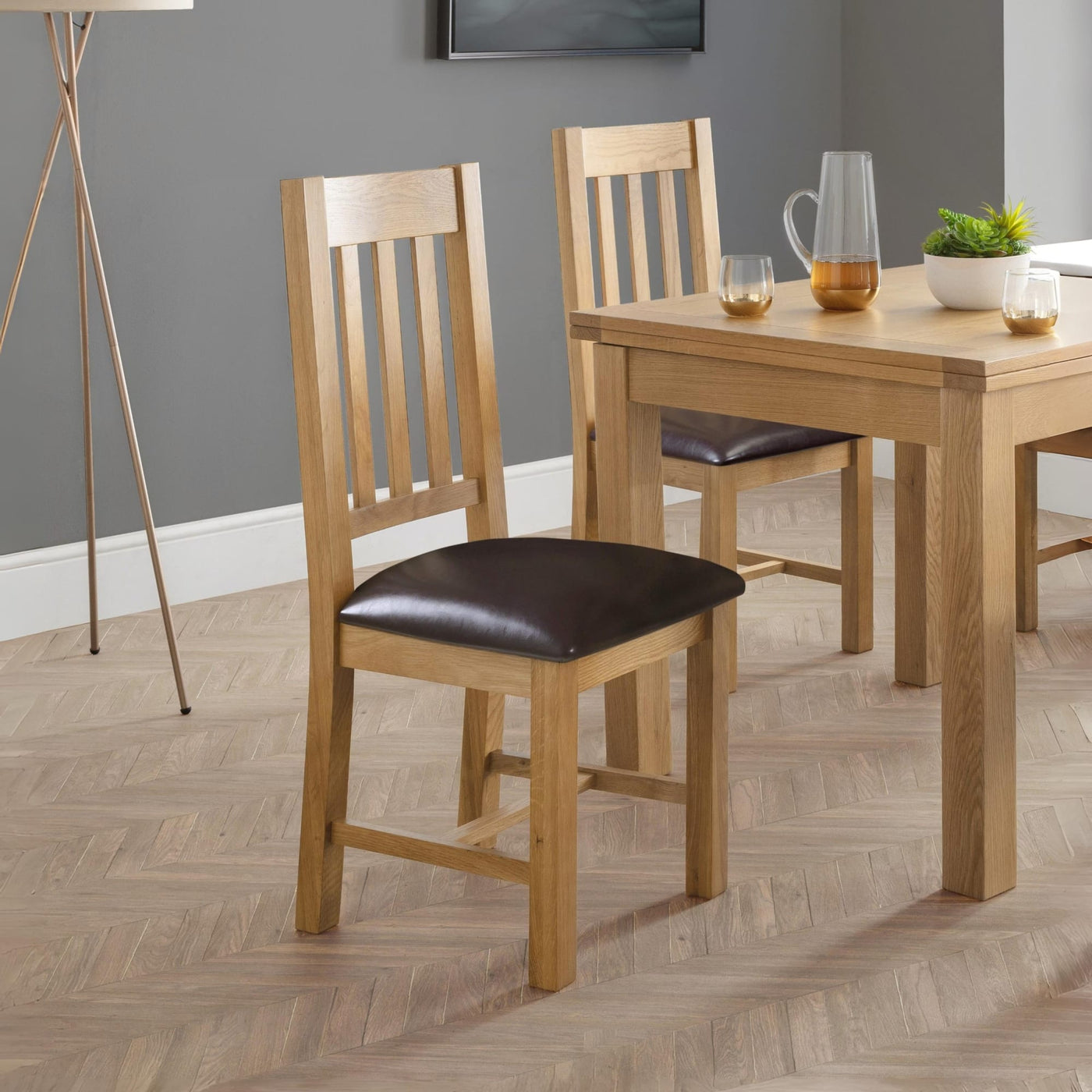 The Burr dining chair in Oak