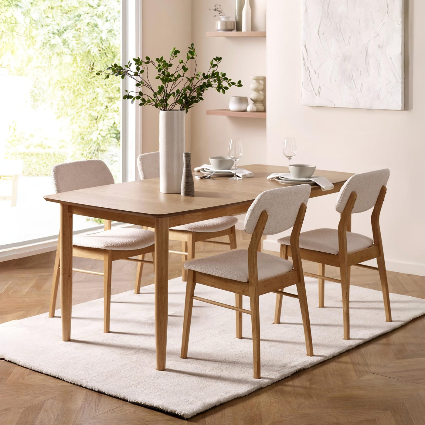 The Ray dining chair in White
